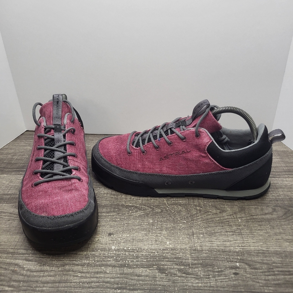 Astral Women’s Athletic Shoe - Burgundy